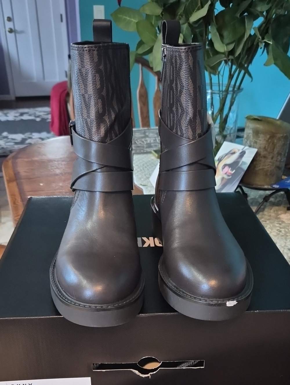 Nwt DKNY Brown Leather & Monogram Ankle Boots